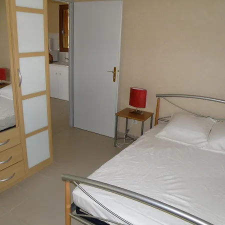 Confortable Avec Terrasse Et Jardin Cloture - Fr-1-611a-10 Σπίτι διακοπών Vouecourt